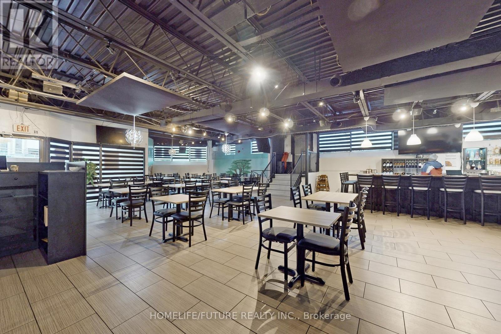 1278 St Clair Avenue W, Toronto, Ontario  M6E 1B9 - Photo 15 - W12549586