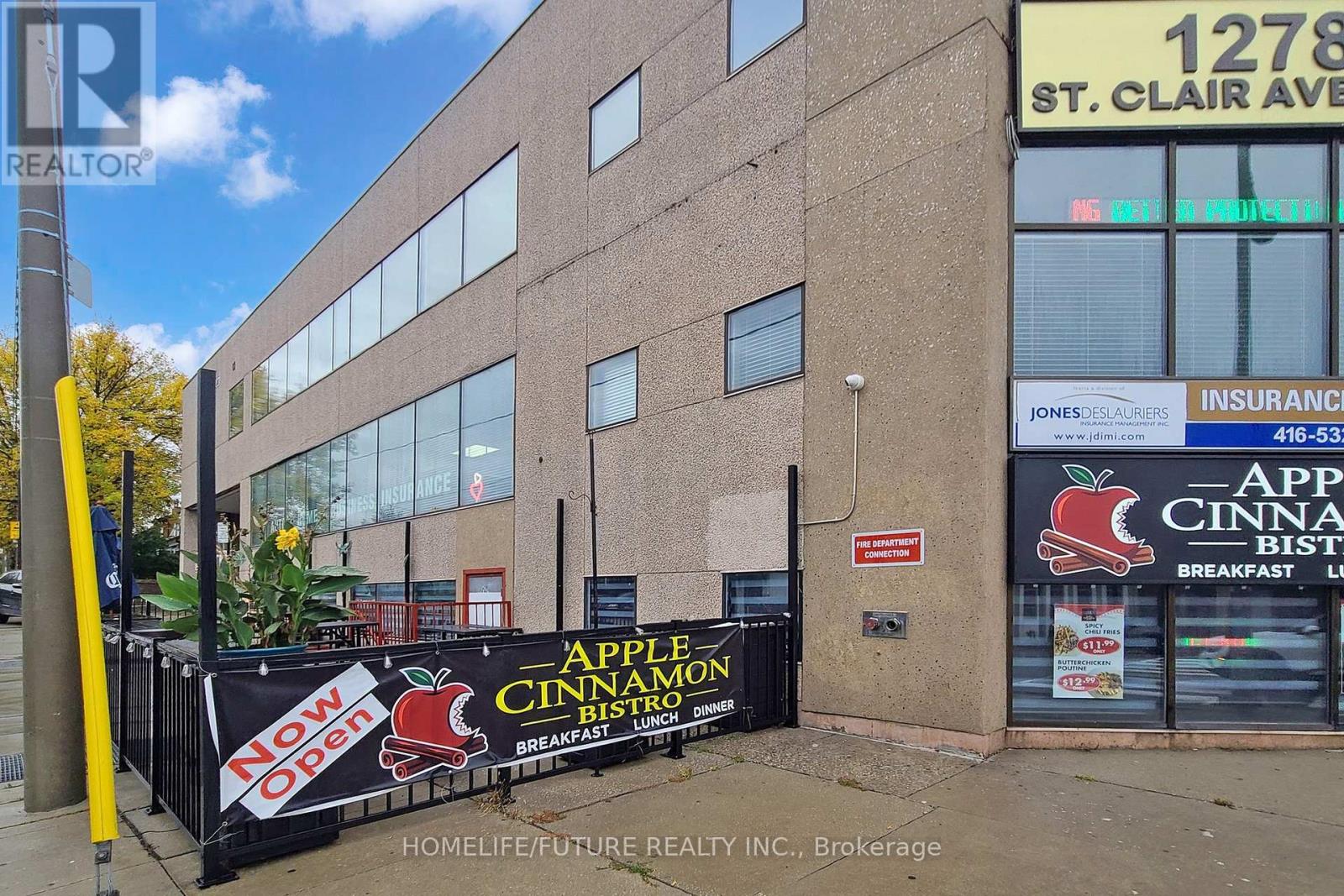 1278 St Clair Avenue W, Toronto, Ontario  M6E 1B9 - Photo 2 - W12549586