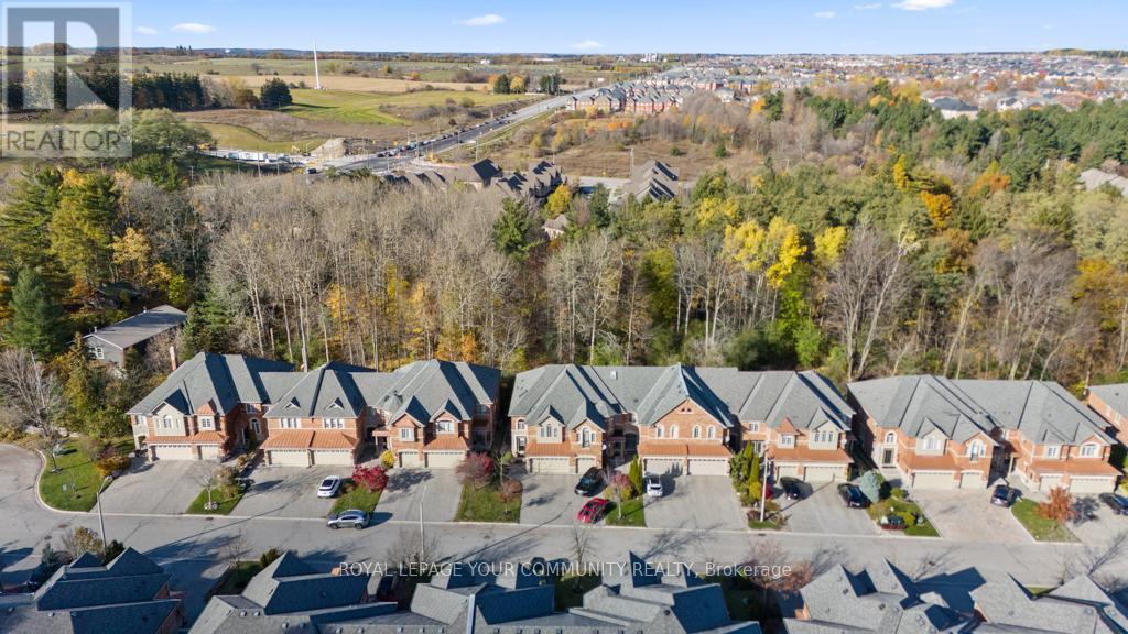 107 Westbury Court, Richmond Hill, Ontario  L4S 2L3 - Photo 32 - N12528740