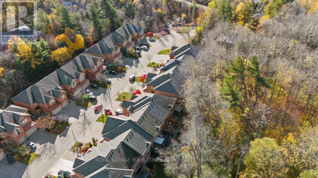 107 Westbury Court, Richmond Hill, Ontario  L4S 2L3 - Photo 33 - N12528740