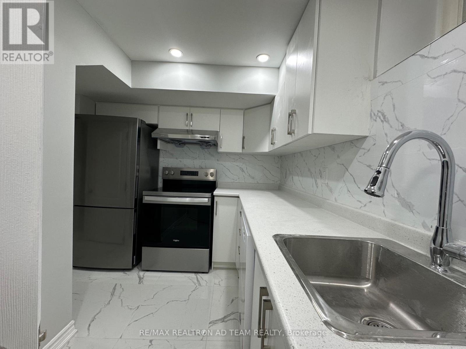 Basement - 2365 Bostock Crescent, Mississauga, Ontario  L5J 3S8 - Photo 11 - W12480291