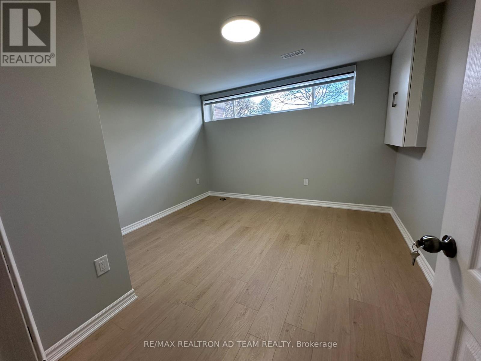 Basement - 2365 Bostock Crescent, Mississauga, Ontario  L5J 3S8 - Photo 8 - W12480291