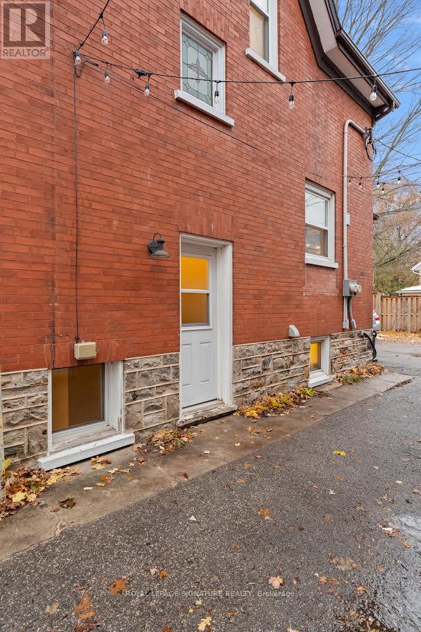 58 Hohner Avenue, Kitchener, Ontario  N2H 2V4 - Photo 29 - X12543136