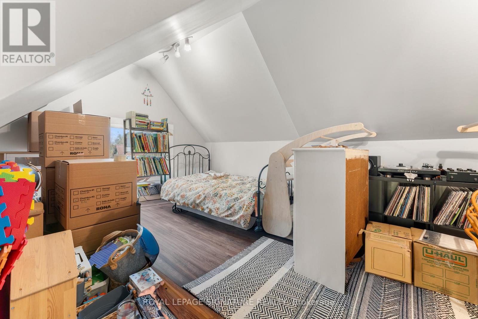 58 Hohner Avenue, Kitchener, Ontario  N2H 2V4 - Photo 19 - X12543136