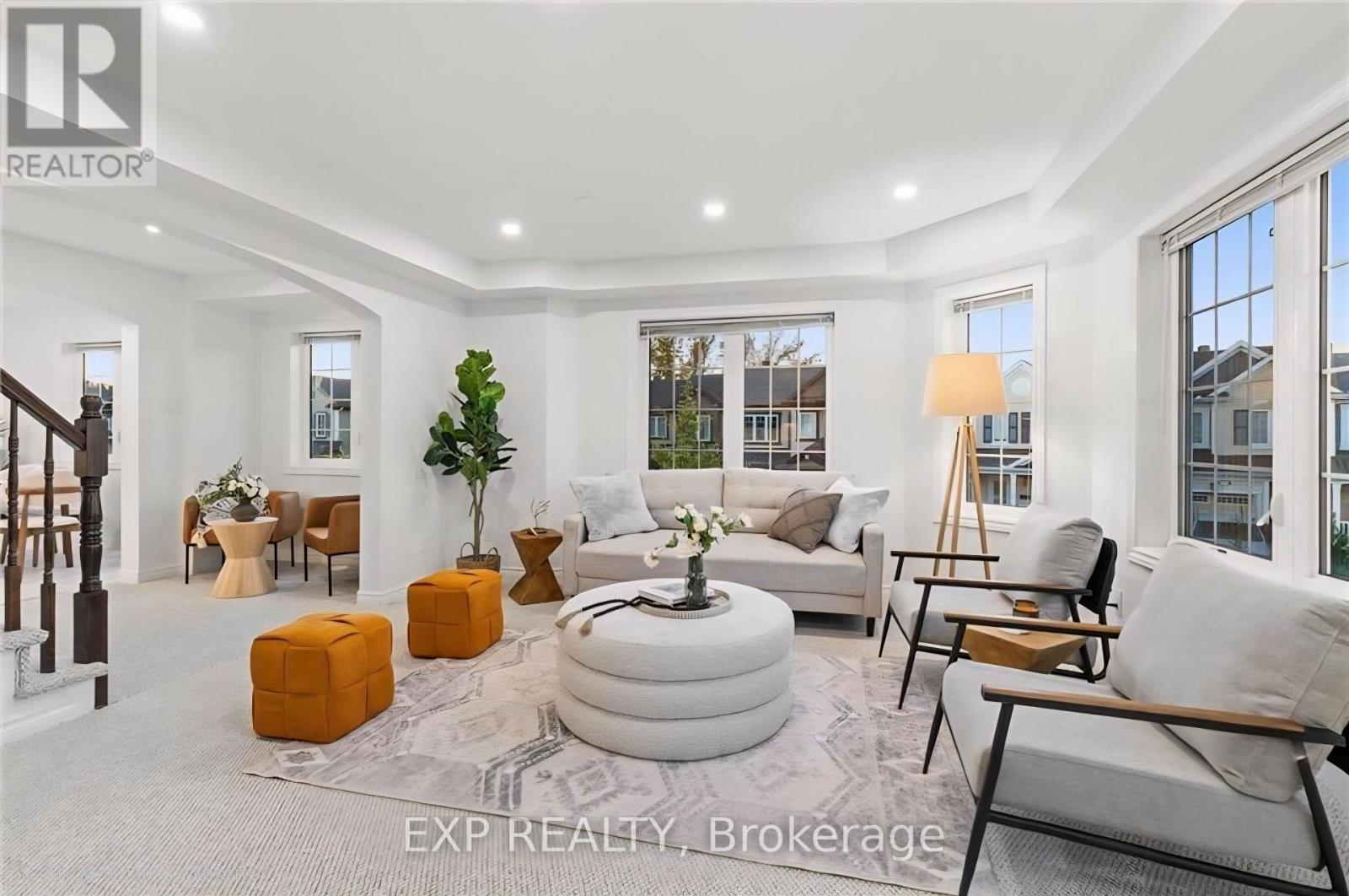 716 Maloja Way, Ottawa, Ontario  K2S 0N6 - Photo 11 - X12549622