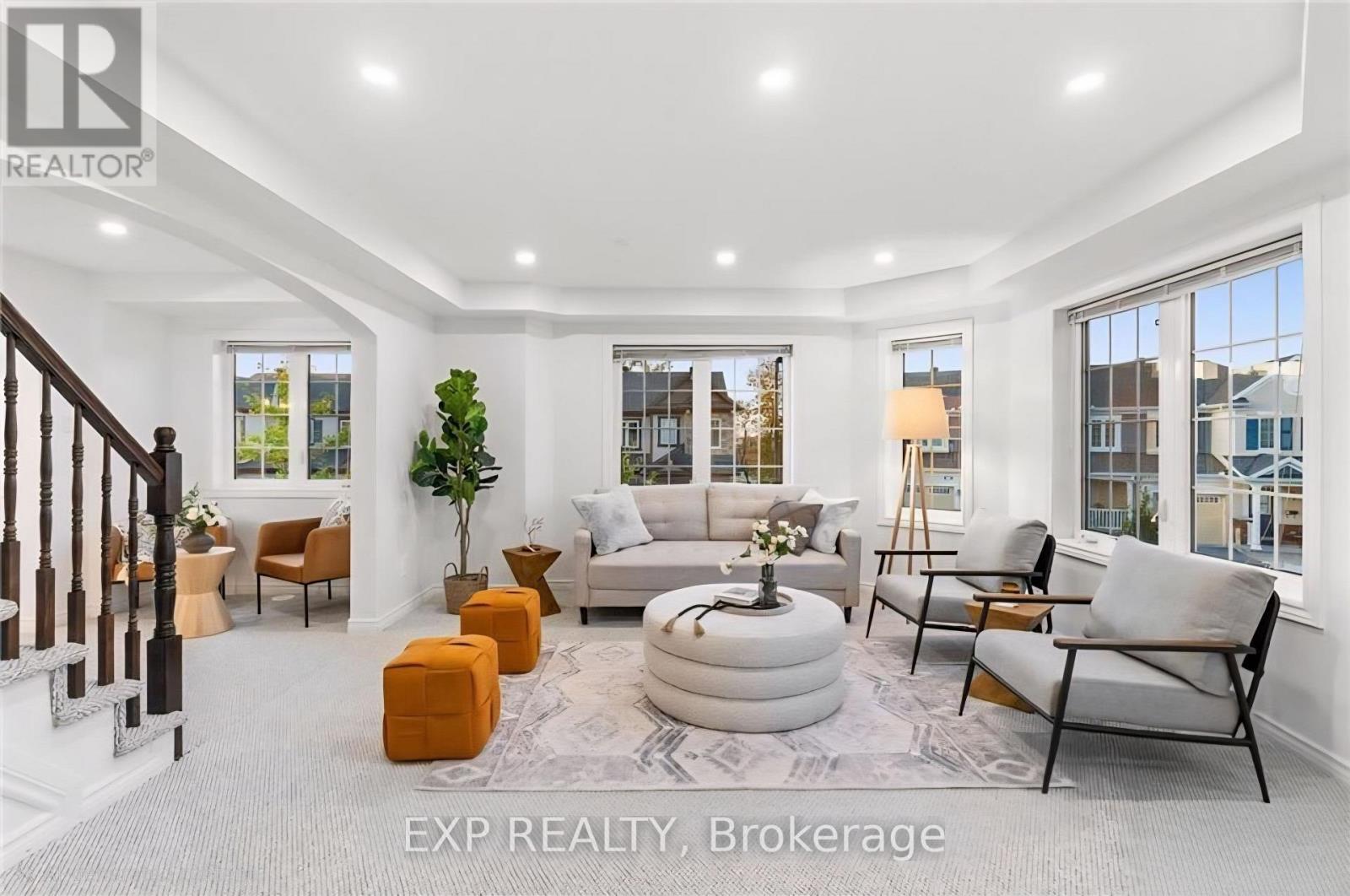 716 Maloja Way, Ottawa, Ontario  K2S 0N6 - Photo 13 - X12549622