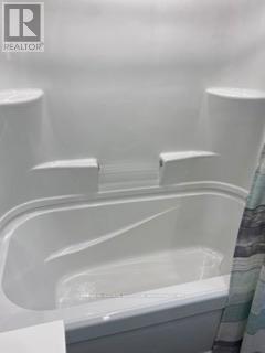 322 Oxford Avenue, Fort Erie, Ontario  L0S 1B0 - Photo 24 - X12549590