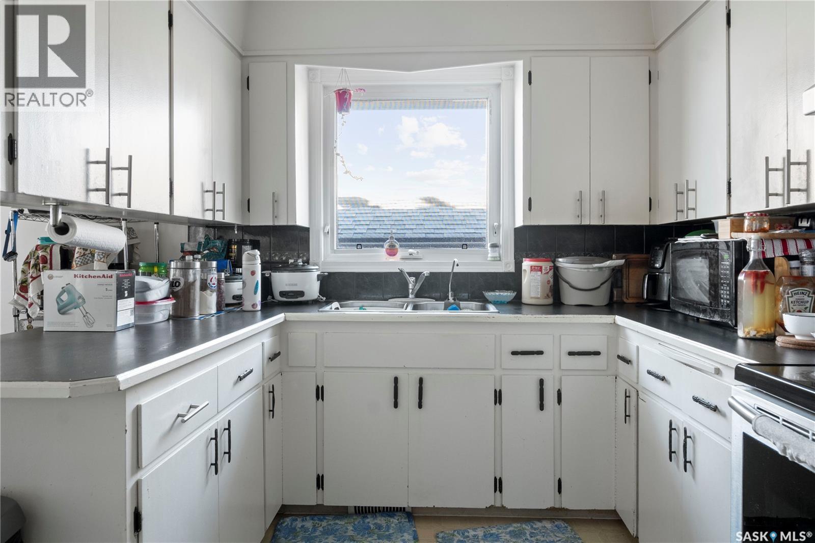 66 Bruce Place, Regina, Saskatchewan  S4R 5Y3 - Photo 9 - SK024095