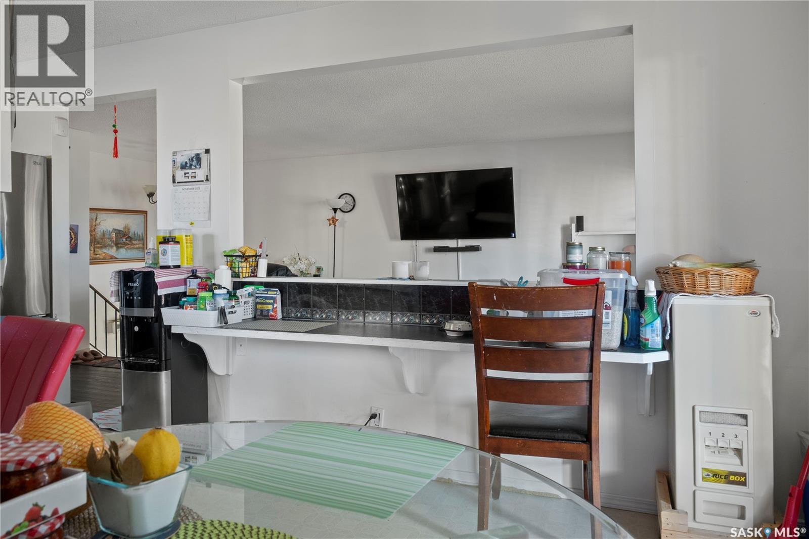 66 Bruce Place, Regina, Saskatchewan  S4R 5Y3 - Photo 5 - SK024095