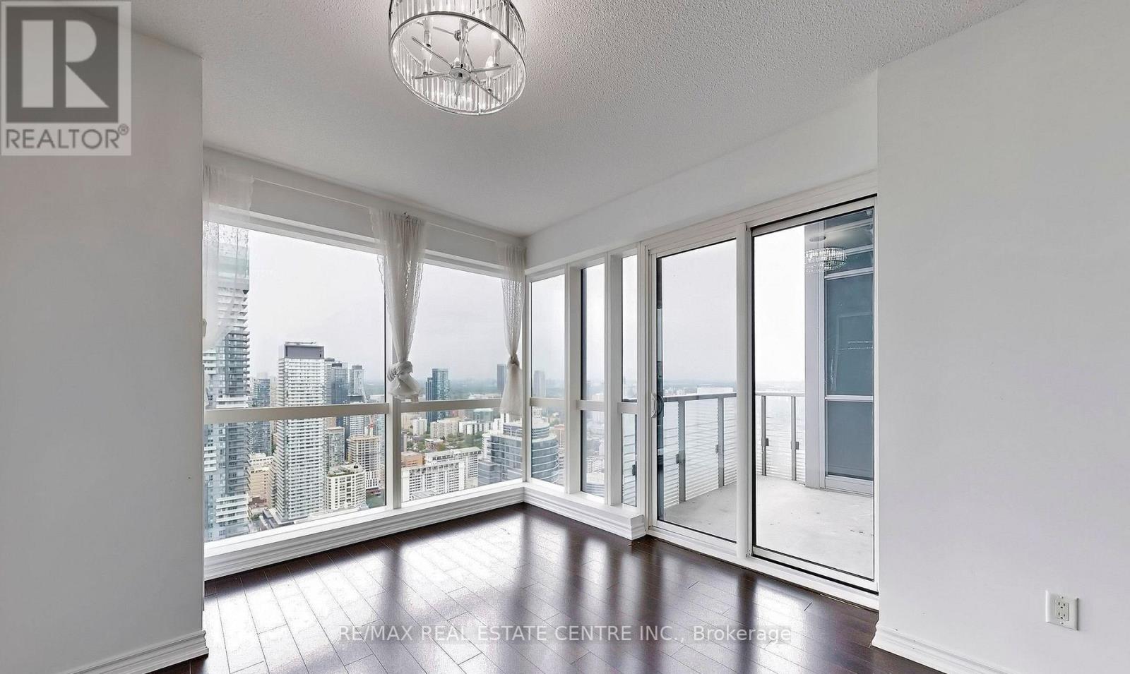 4801 - 386 Yonge Street, Toronto, Ontario  M5B 0A5 - Photo 11 - C12549614