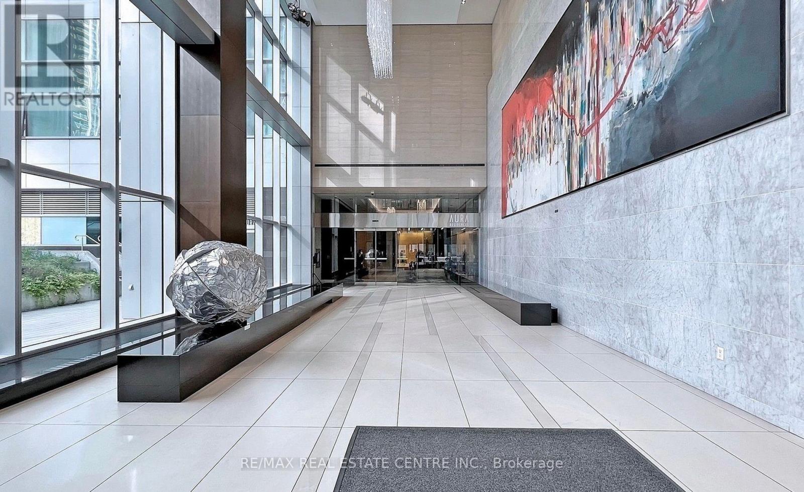 4801 - 386 Yonge Street, Toronto, Ontario  M5B 0A5 - Photo 2 - C12549614