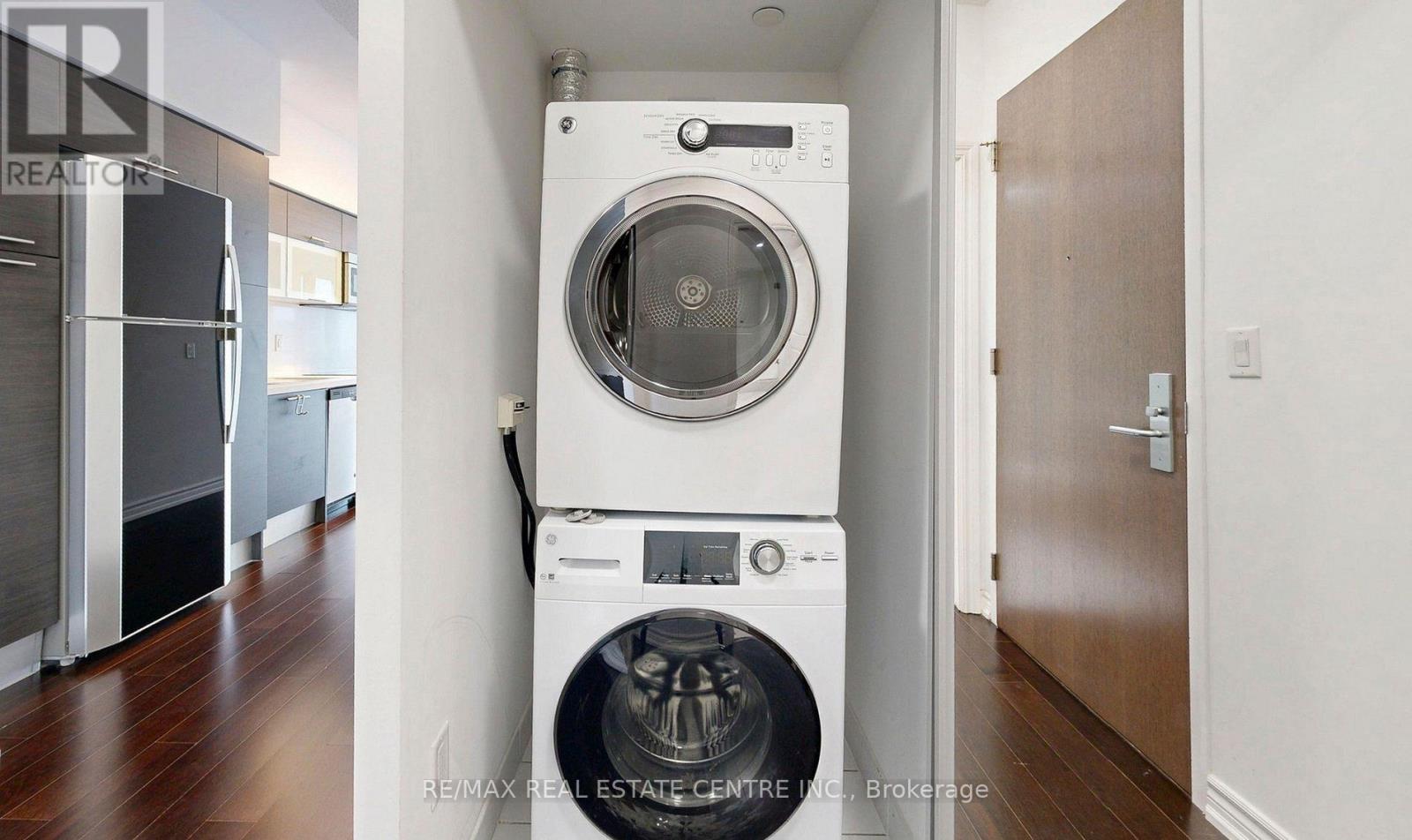 4801 - 386 Yonge Street, Toronto, Ontario  M5B 0A5 - Photo 6 - C12549614