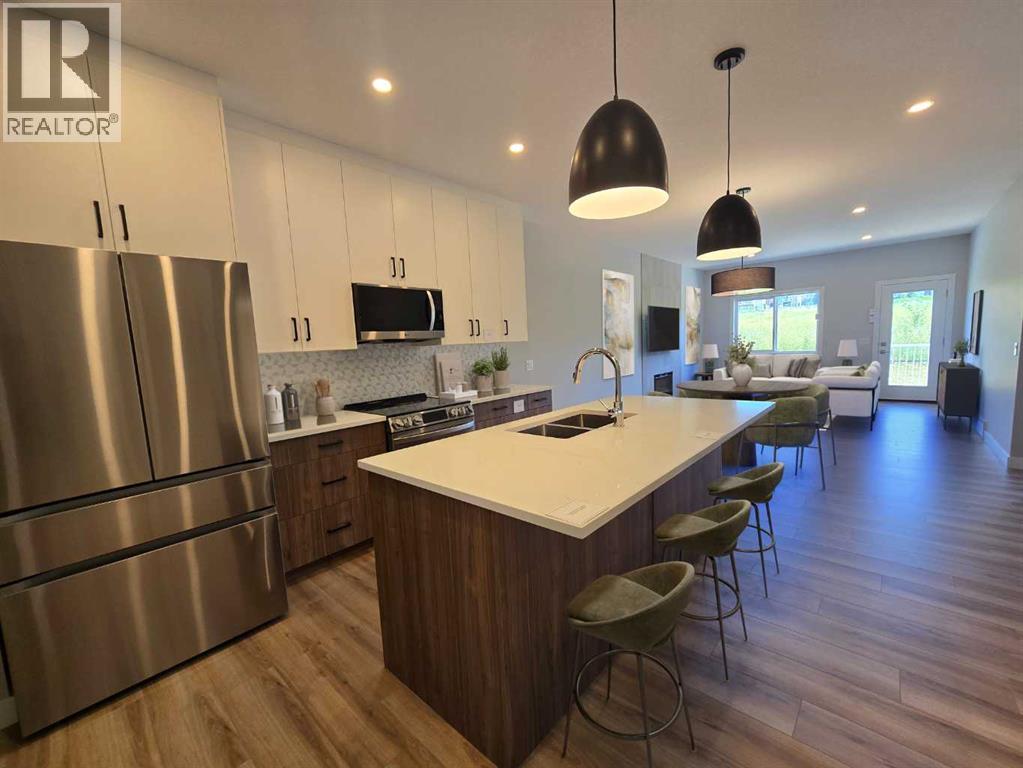 Property at 176 Lakewood Circle image 4