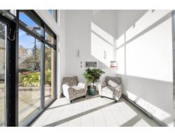 309 13789 107A AVENUE, Surrey, British Columbia