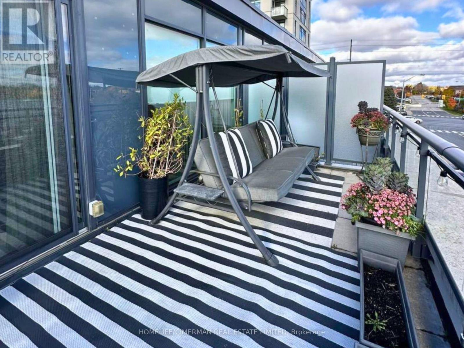 118 - 12 Woodstream Boulevard, Vaughan, Ontario  L4L 8C3 - Photo 12 - N12549628