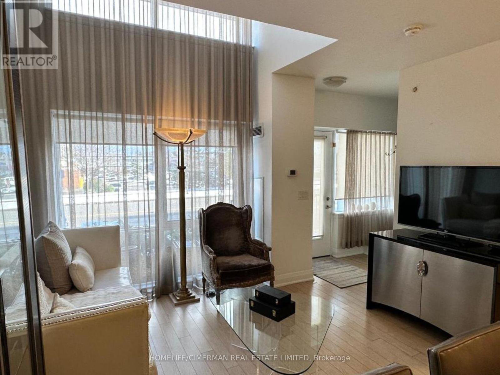 118 - 12 Woodstream Boulevard, Vaughan, Ontario  L4L 8C3 - Photo 6 - N12549628