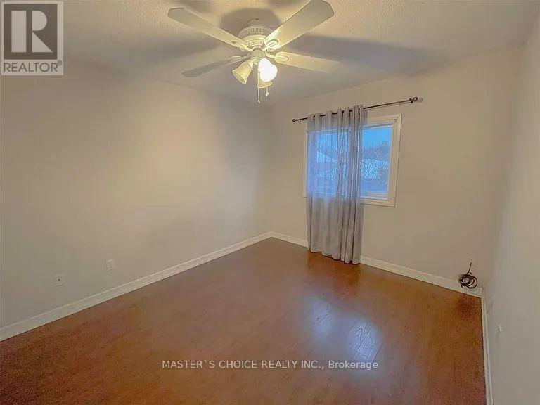 29 Drake Drive, Barrie (Painswick South), Ontario L4N 8W3 - Photo 9 - S12549596