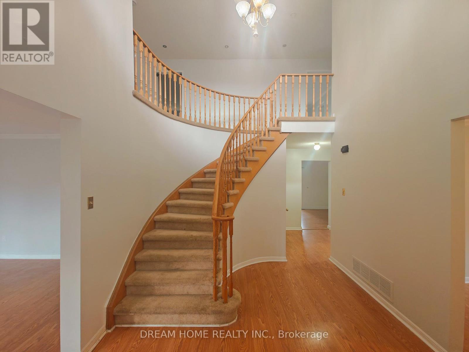 42 Emeline Crescent, Markham, Ontario  L3P 4G4 - Photo 4 - N12485318