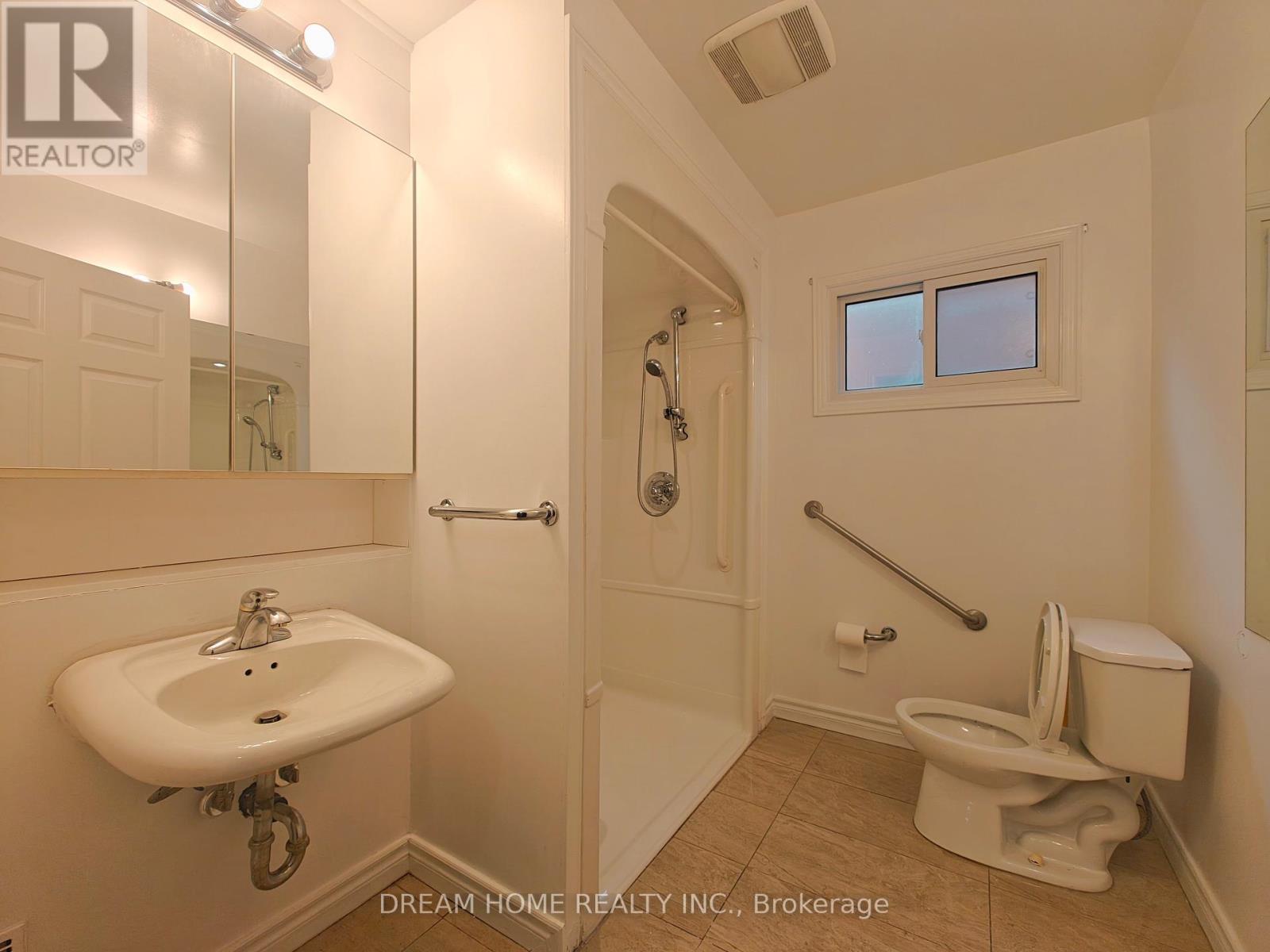 42 Emeline Crescent, Markham, Ontario  L3P 4G4 - Photo 9 - N12485318