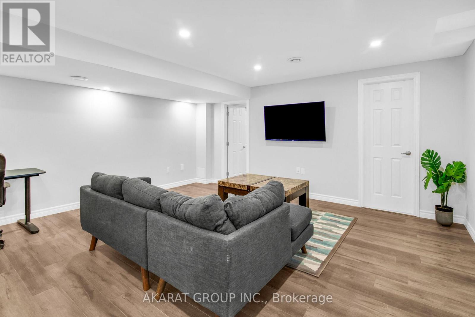 Basement Apt - 5463 Fudge Terrace, Mississauga, Ontario  L5M 0N1 - Photo 15 - W12549620