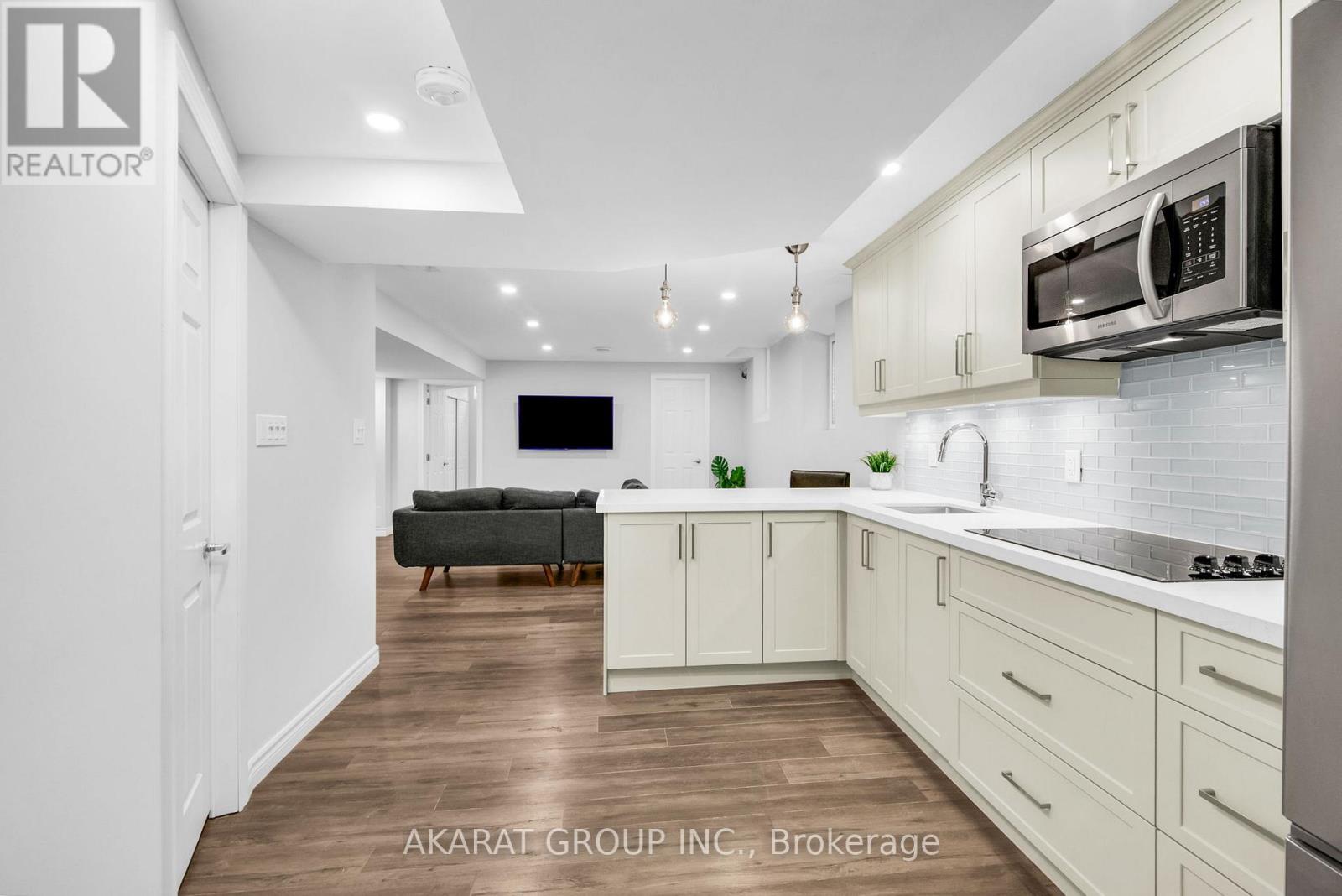 Basement Apt - 5463 Fudge Terrace, Mississauga, Ontario  L5M 0N1 - Photo 7 - W12549620