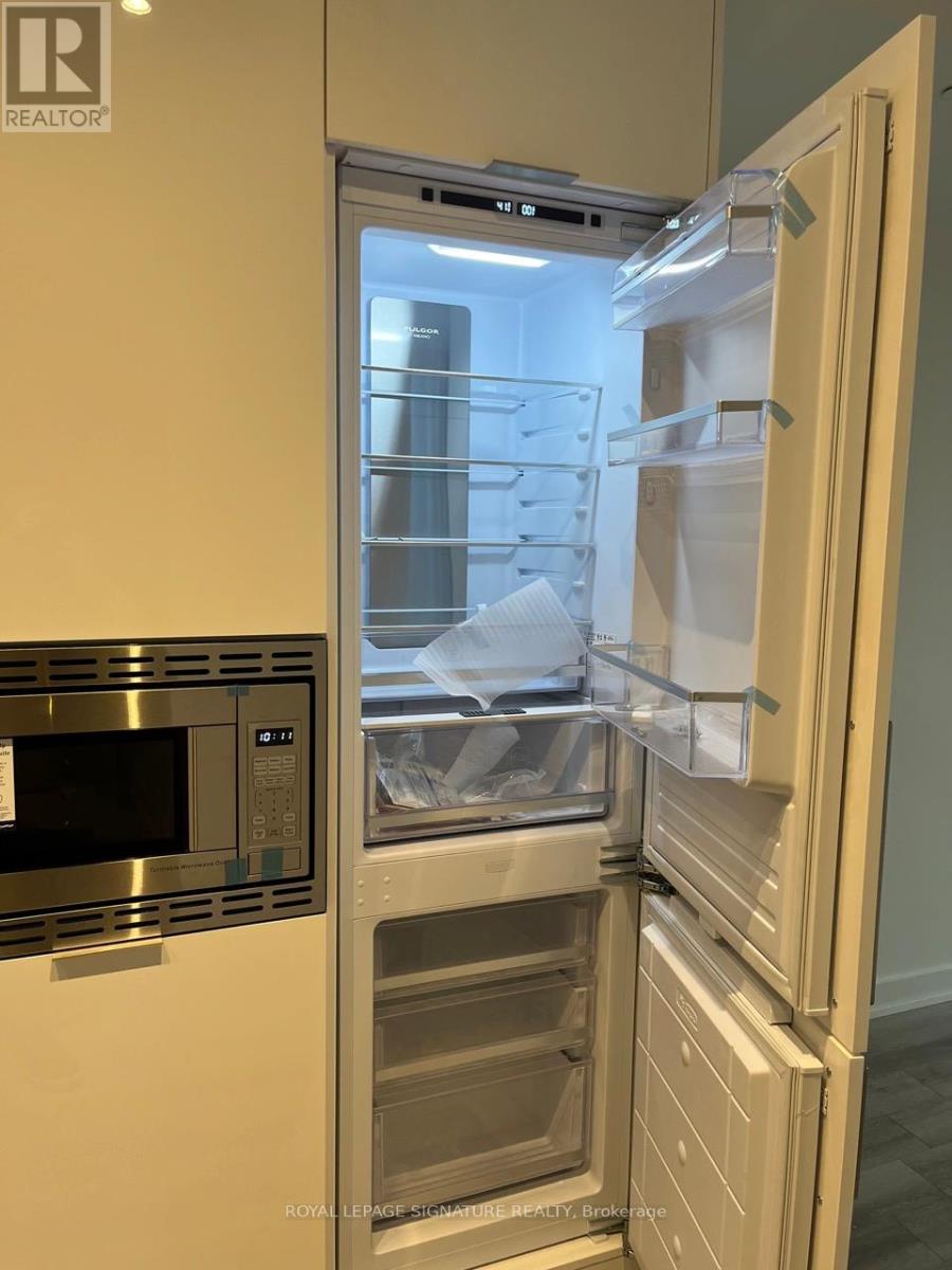 3310 - 238 Simcoe Street, Toronto, Ontario  M5T 3B9 - Photo 5 - C12544720