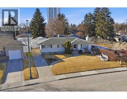 2219 Halifax Crescent NW Banff Trail