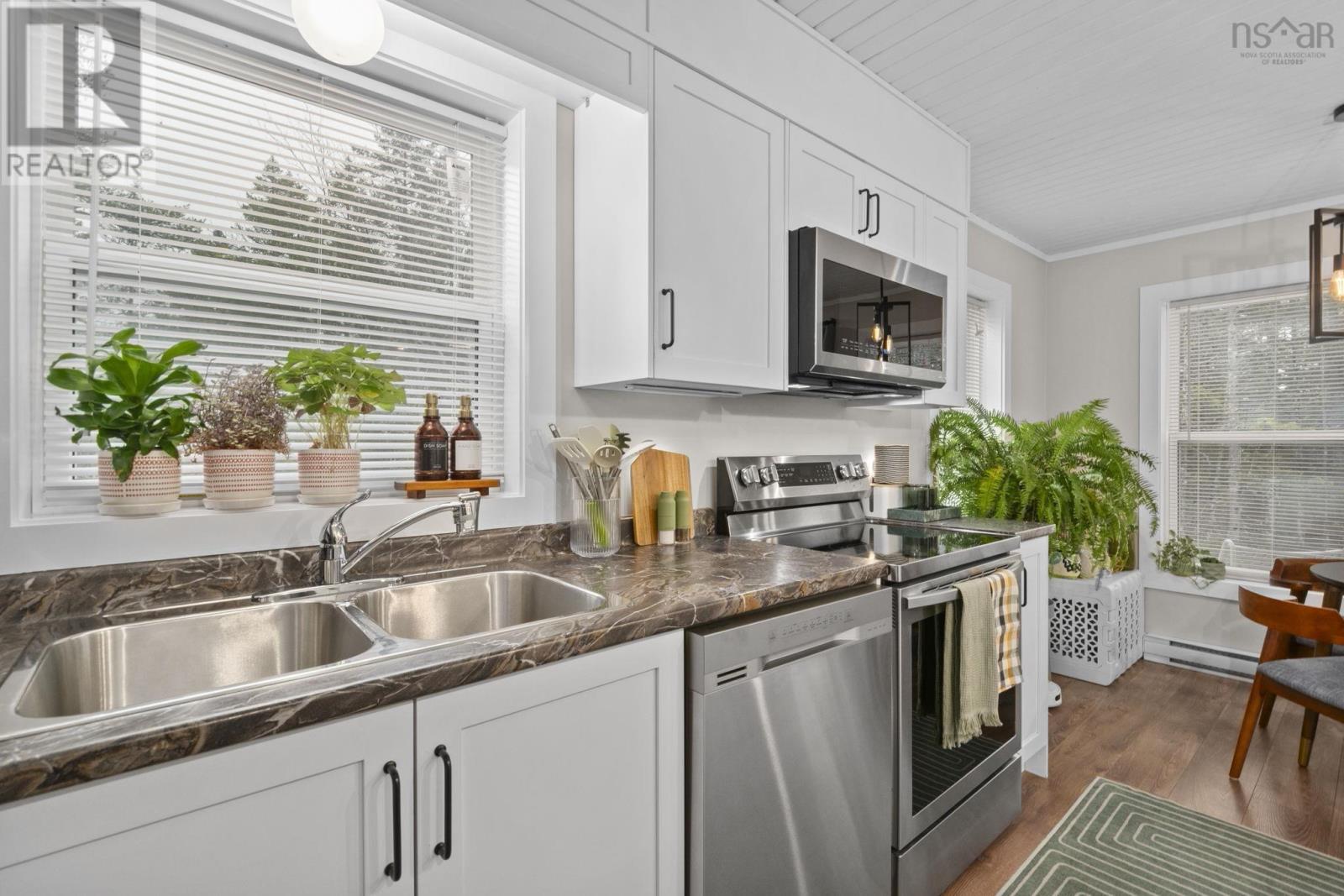 273 Meek Arm Trail, Mount Uniacke, Nova Scotia  B0N 1Z0 - Photo 4 - 202527977