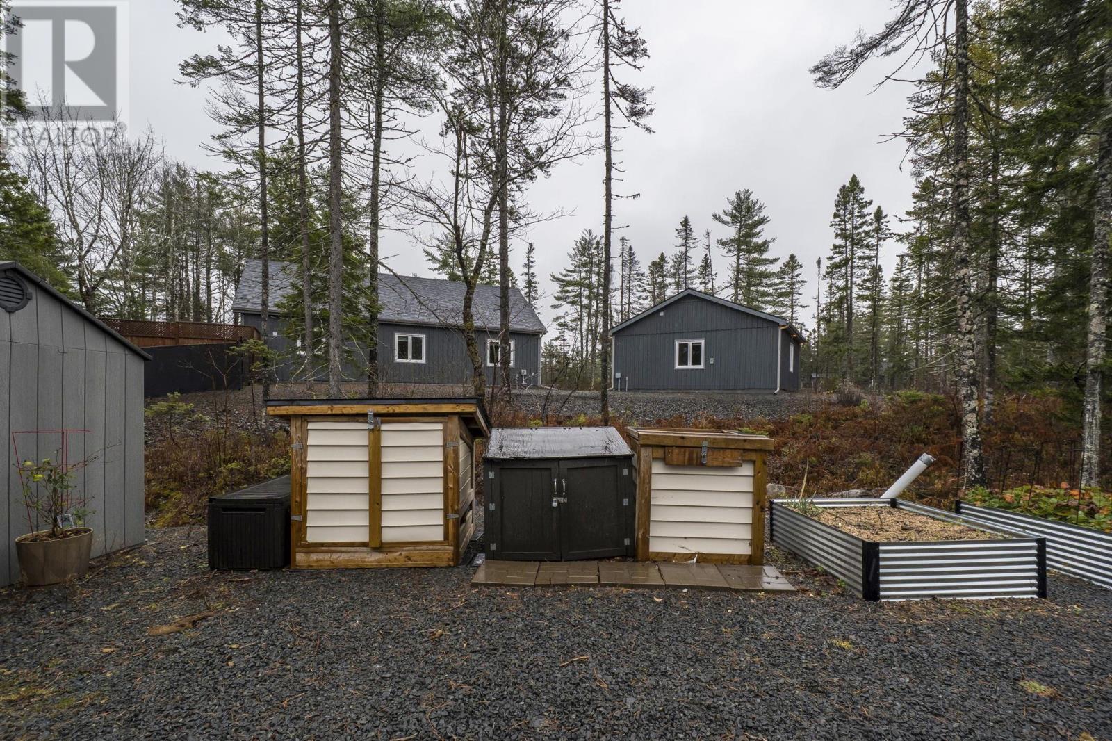 273 Meek Arm Trail, Mount Uniacke, Nova Scotia  B0N 1Z0 - Photo 38 - 202527977