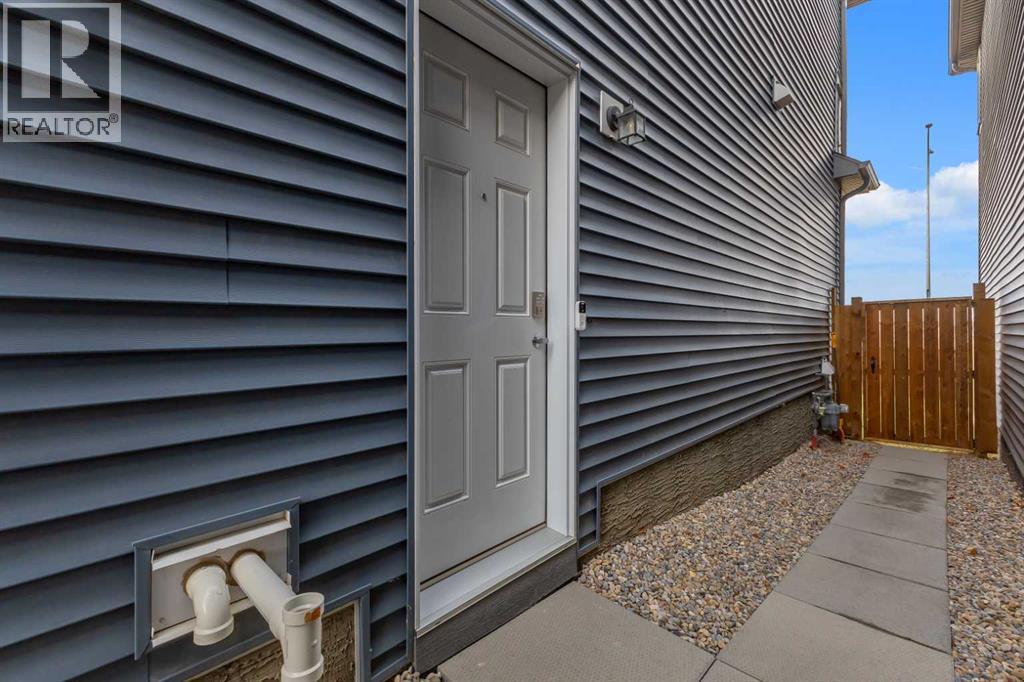 704 Creekstone Circle Sw, Calgary, Alberta  T2X 4Y6 - Photo 28 - A2270980