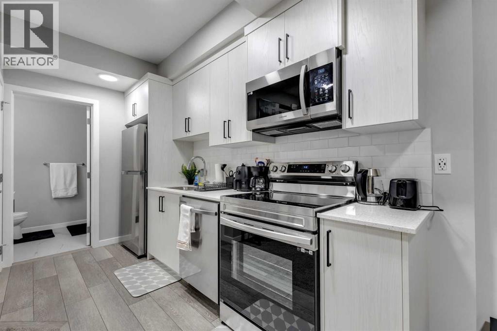 704 Creekstone Circle Sw, Calgary, Alberta  T2X 4Y6 - Photo 25 - A2270980