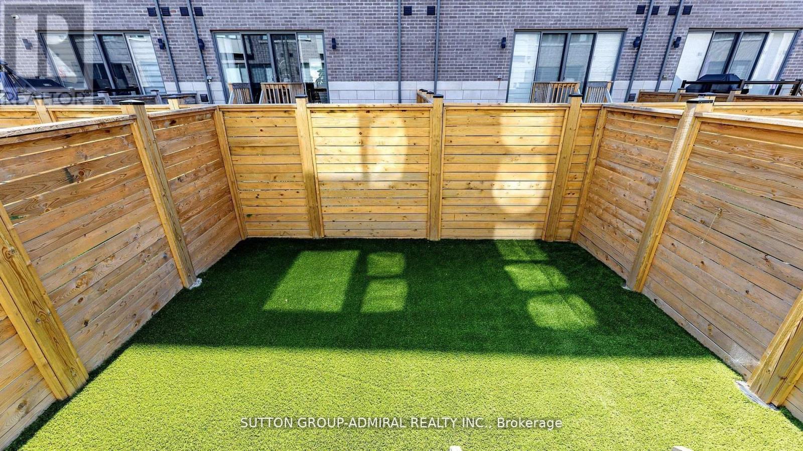 247 Smallwood Circle S, Vaughan, Ontario  L4J 0K8 - Photo 39 - N12549632