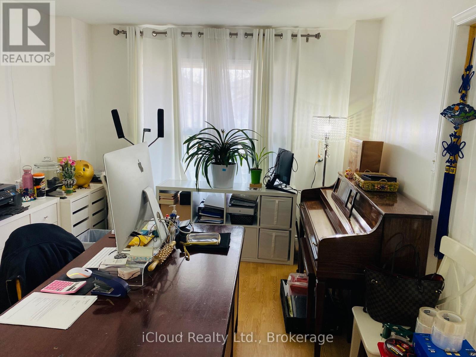 87 O'connor Crescent S, Richmond Hill, Ontario  L4C 7N9 - Photo 13 - N12549648