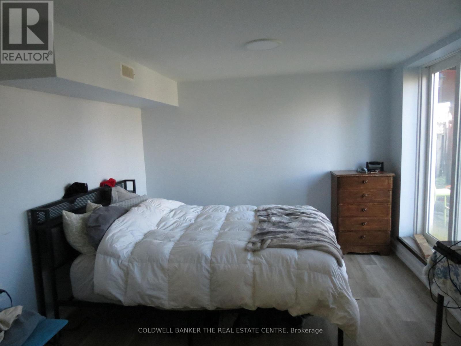 51 Robert Street W, Penetanguishene, Ontario  L9M 1N1 - Photo 24 - S12549636