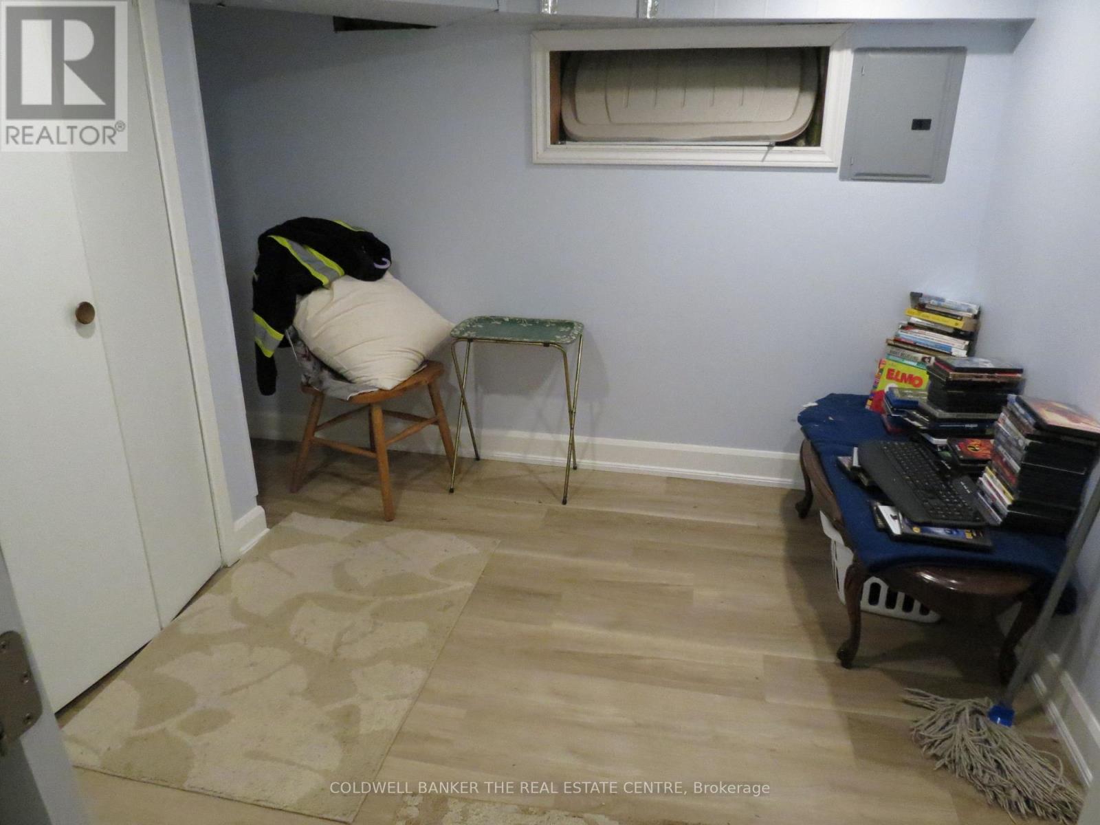 51 Robert Street W, Penetanguishene, Ontario  L9M 1N1 - Photo 25 - S12549636