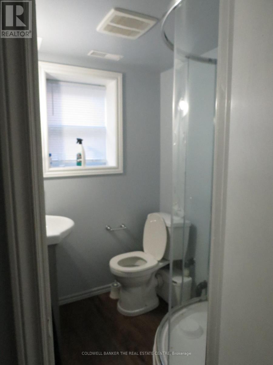 51 Robert Street W, Penetanguishene, Ontario  L9M 1N1 - Photo 26 - S12549636