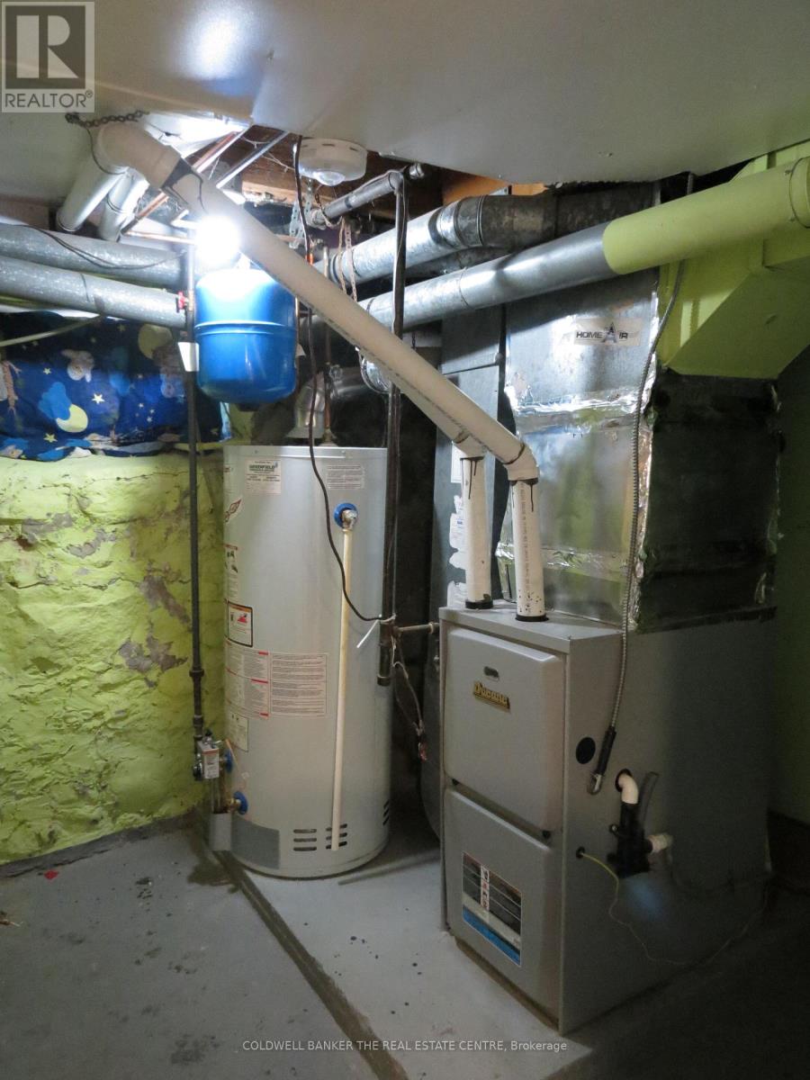 51 Robert Street W, Penetanguishene, Ontario  L9M 1N1 - Photo 29 - S12549636