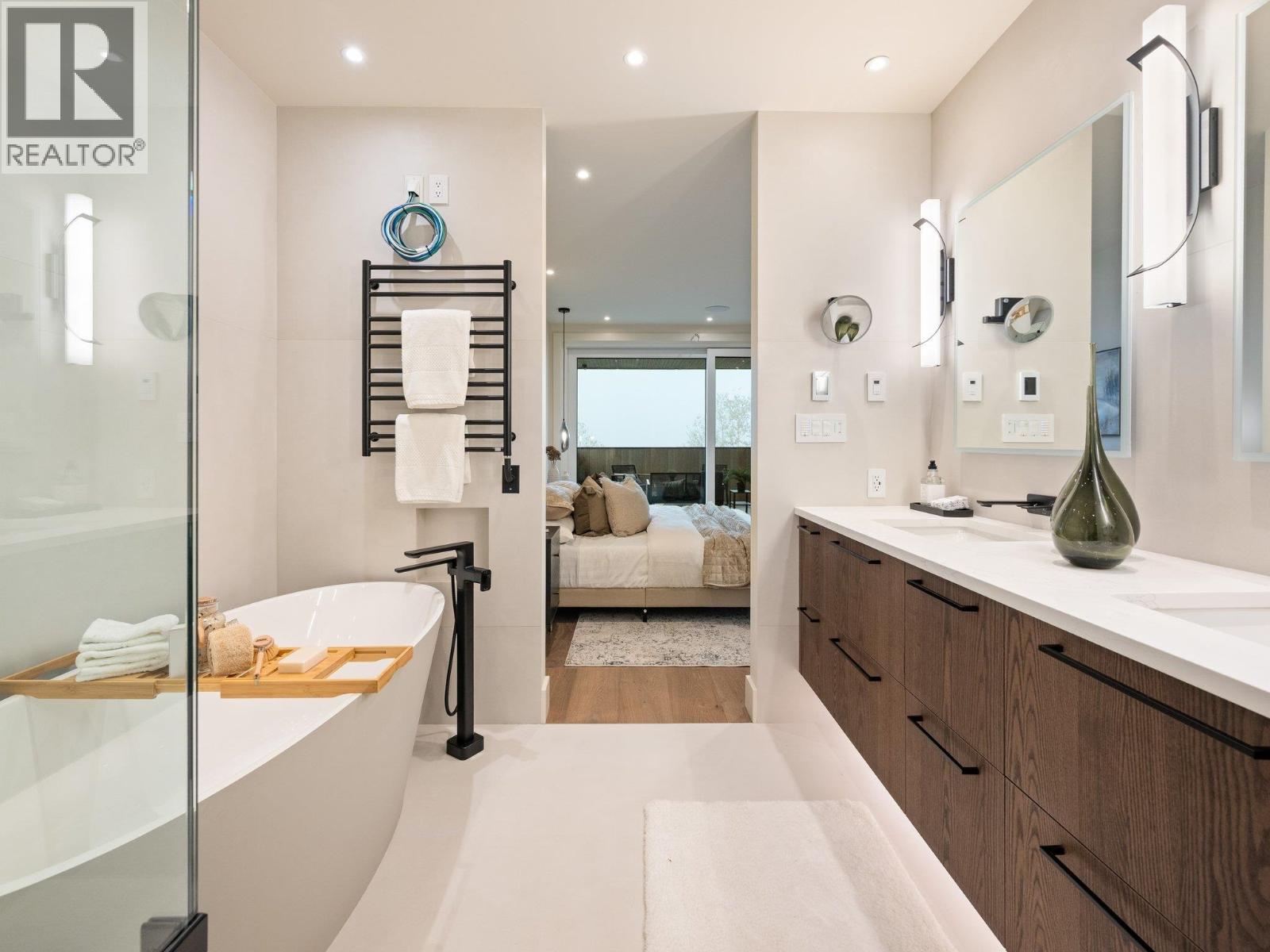 7653 Seven O'clock Drive, Pemberton, British Columbia  V0N 2L3 - Photo 17 - R3064259