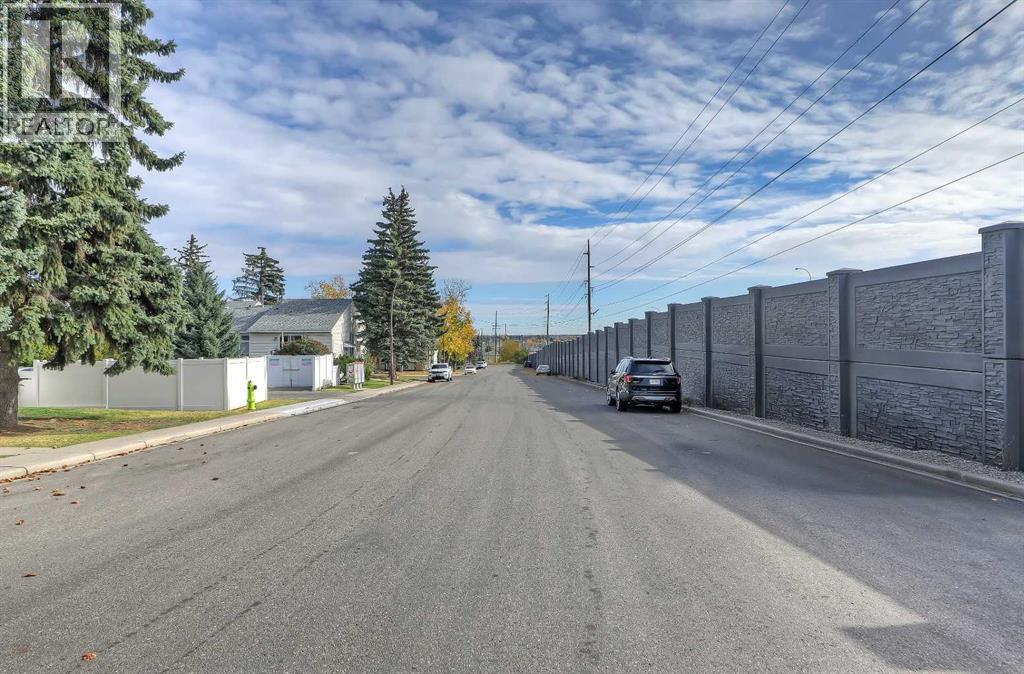 102 Sabrina Road Sw, Calgary, Alberta  T2W 2T1 - Photo 33 - A2262585