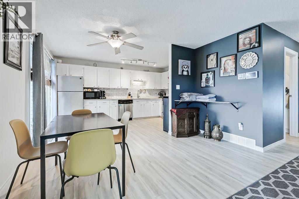 102 Sabrina Road Sw, Calgary, Alberta  T2W 2T1 - Photo 10 - A2262585