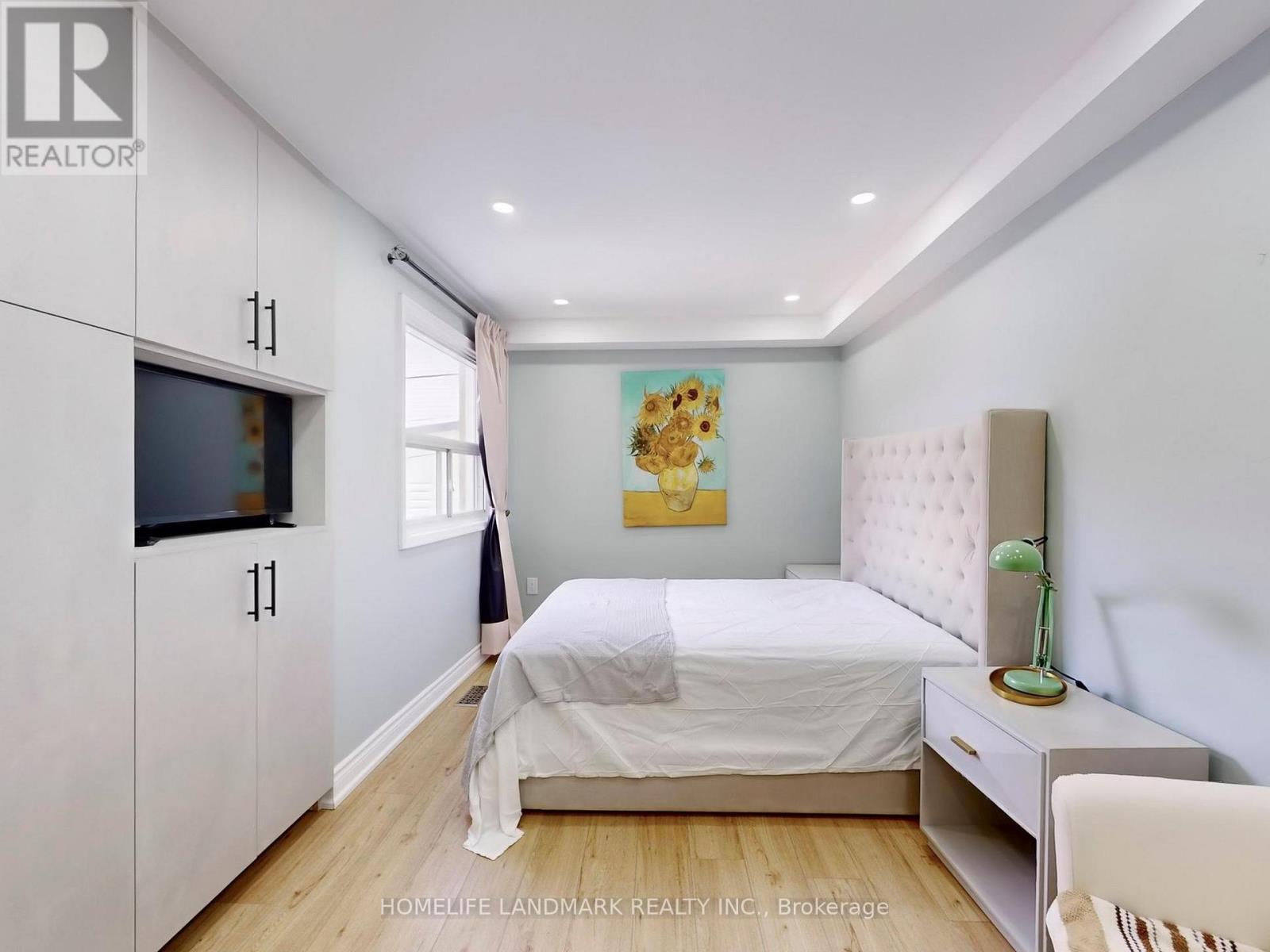 First Floor & Basement - 24 Kewbeach Avenue, Toronto, Ontario  M4L 1B7 - Photo 14 - E12549664