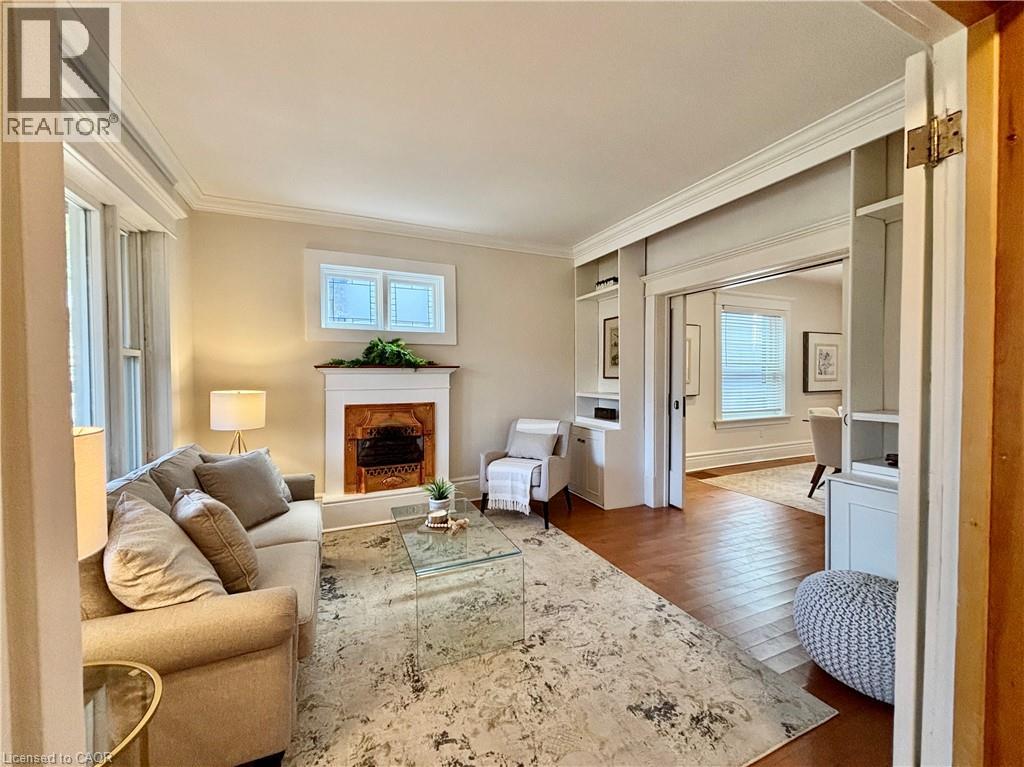 34 Menno Street, Waterloo, Ontario  N2L 2A7 - Photo 5 - 40787605