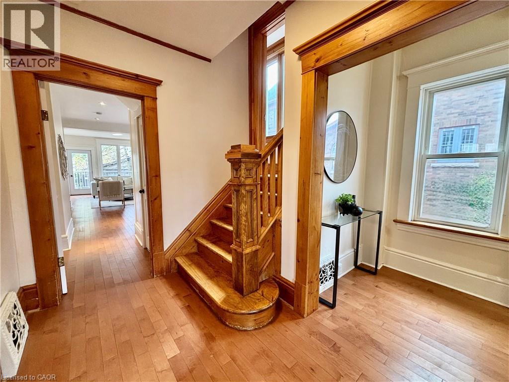 34 Menno Street, Waterloo, Ontario  N2L 2A7 - Photo 16 - 40787605