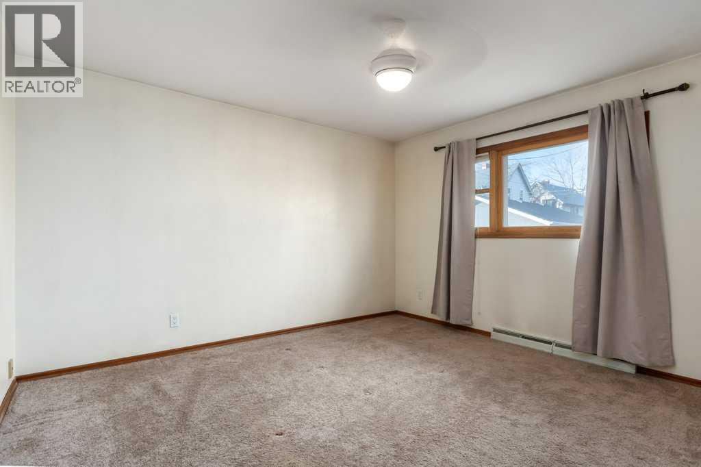 411 10 Street Ne, Calgary, Alberta  T2E 4M2 - Photo 12 - A2266294