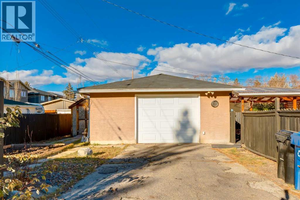 4603 79 Street Nw, Calgary, Alberta  T3B 2P1 - Photo 41 - A2270272