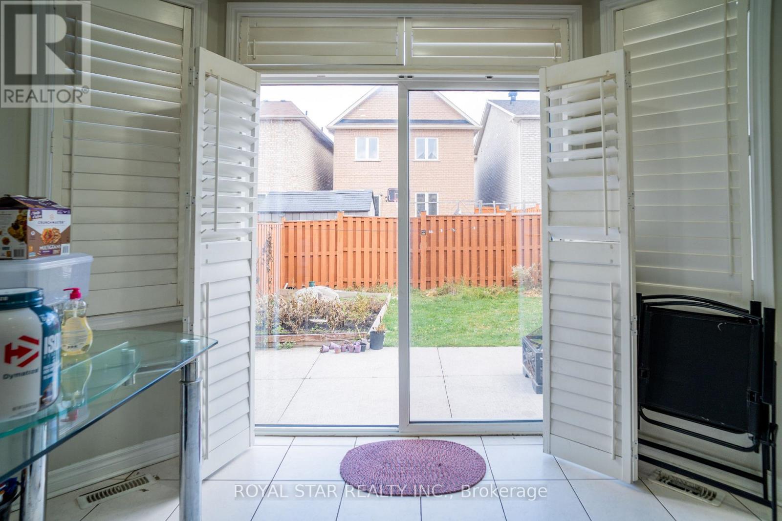 80 Summitgreen Crescent, Brampton, Ontario  L6R 0T6 - Photo 10 - W12549662