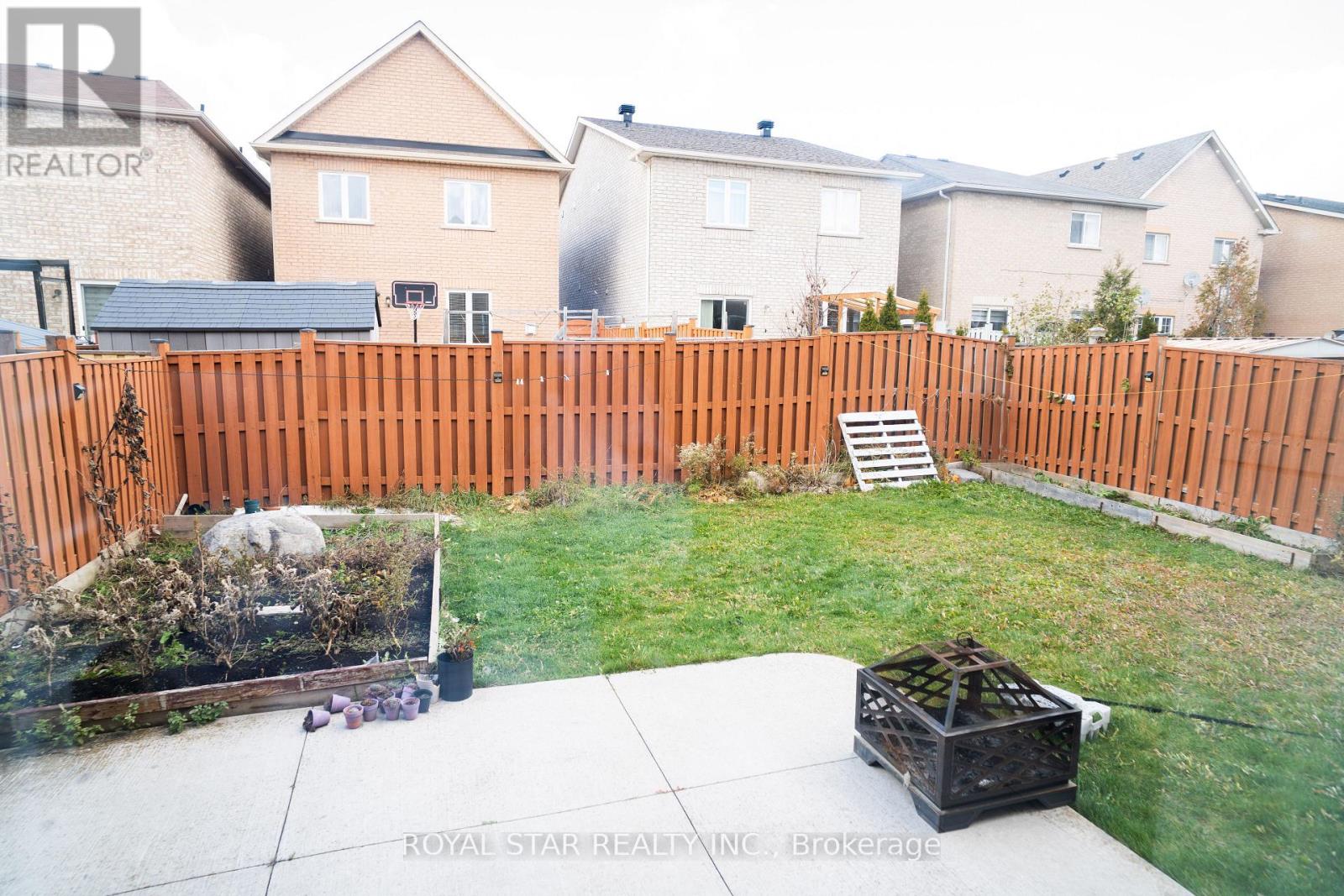 80 Summitgreen Crescent, Brampton, Ontario  L6R 0T6 - Photo 11 - W12549662