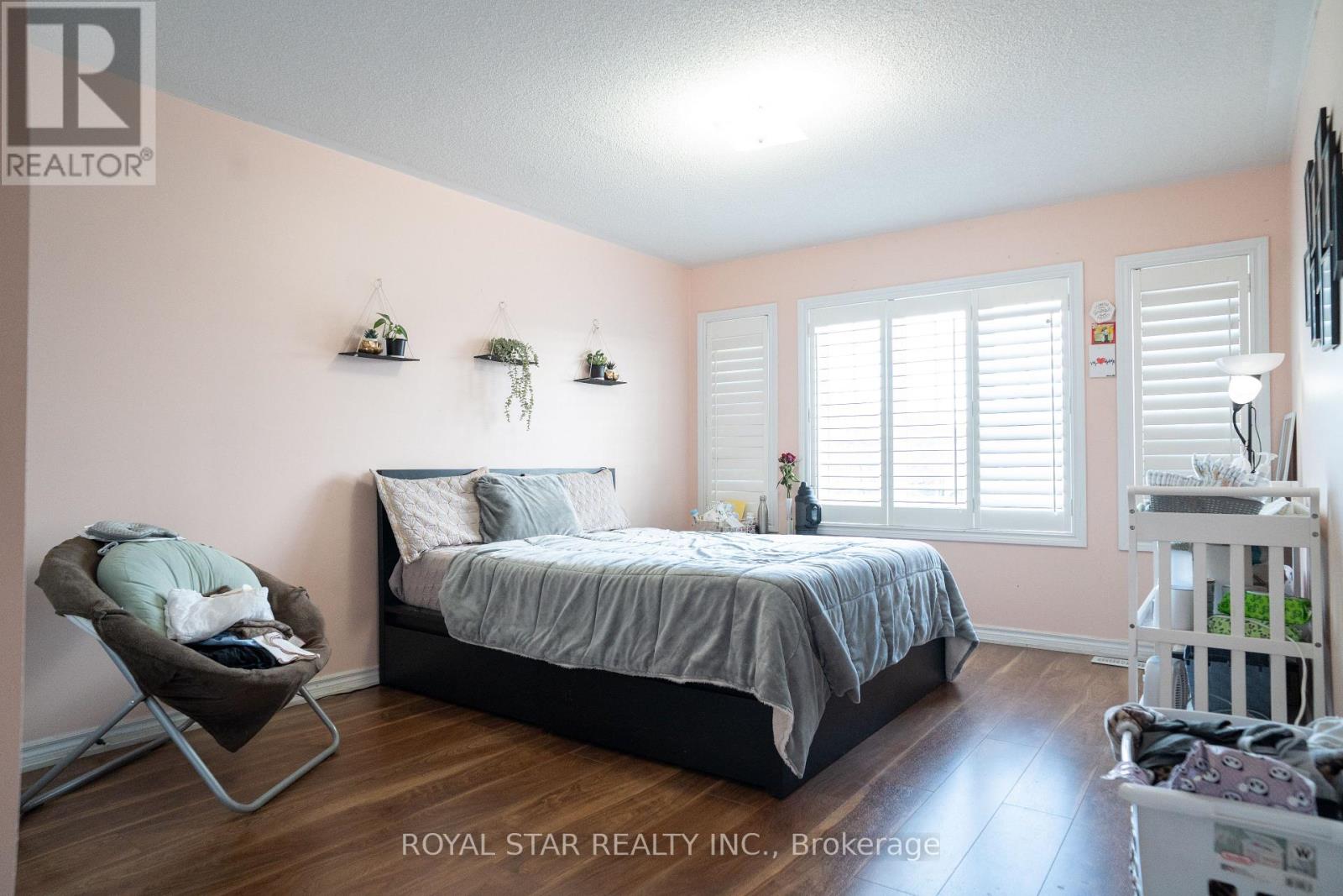 80 Summitgreen Crescent, Brampton, Ontario  L6R 0T6 - Photo 15 - W12549662