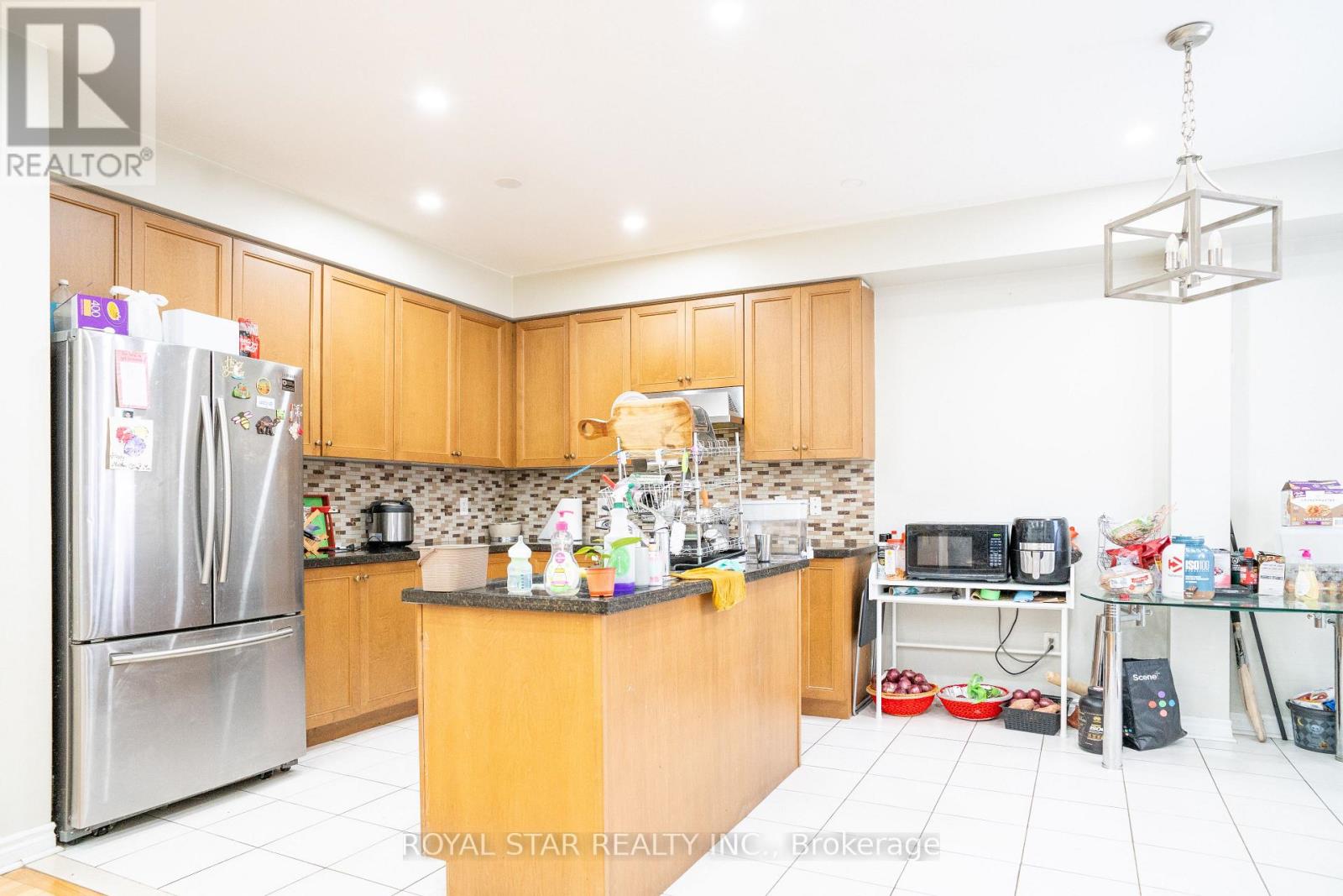 80 Summitgreen Crescent, Brampton, Ontario  L6R 0T6 - Photo 8 - W12549662