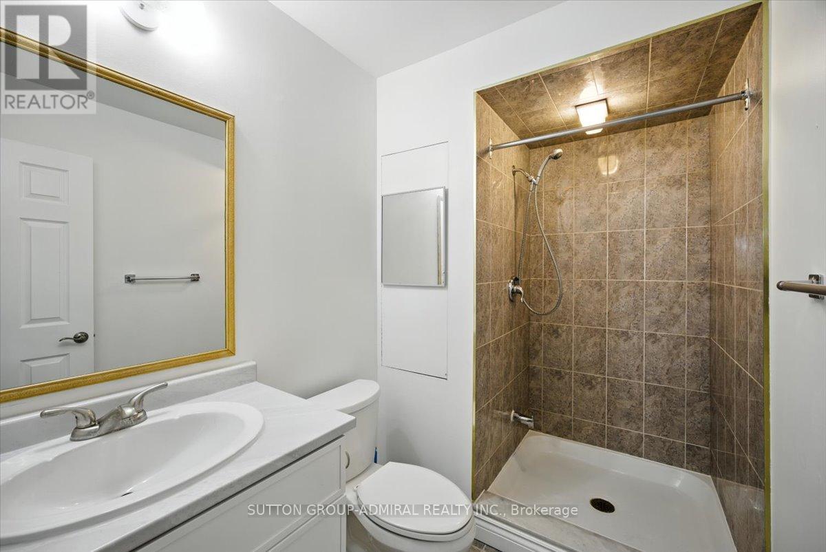 137 Chelwood Drive, Vaughan, Ontario  L4J 7C6 - Photo 11 - N12360632